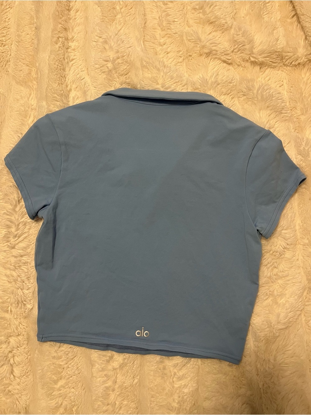 ALO Yoga Sky Blue Cropped Polo Top - Picture 2 of 2
